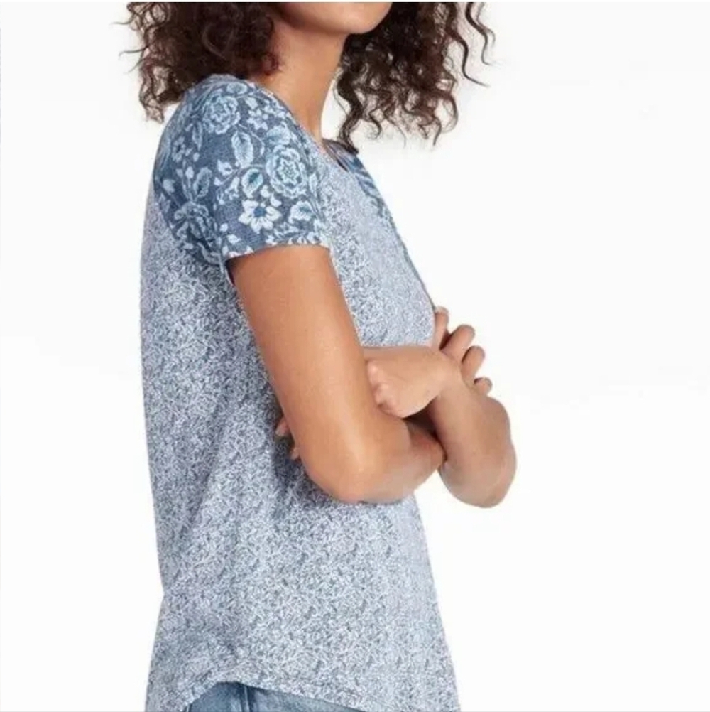 Lucky Brand Boho Blue Floral Tee Denim Colored 2X EUC - Picture 14 of 14